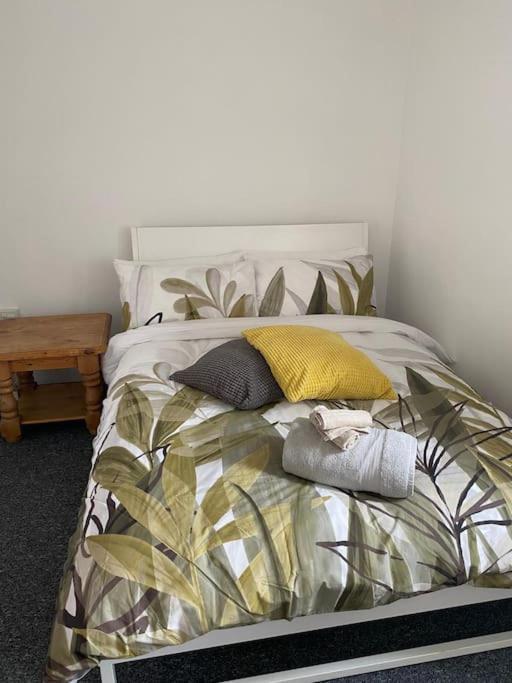 Lovely 2 Bedroom Flat In Greater ロンドン エクステリア 写真