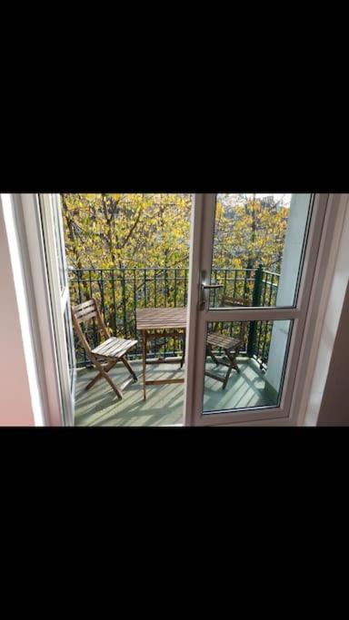 Lovely 2 Bedroom Flat In Greater ロンドン エクステリア 写真